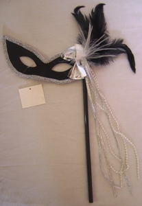 eyemask-on-stick-black--beads-&-feather